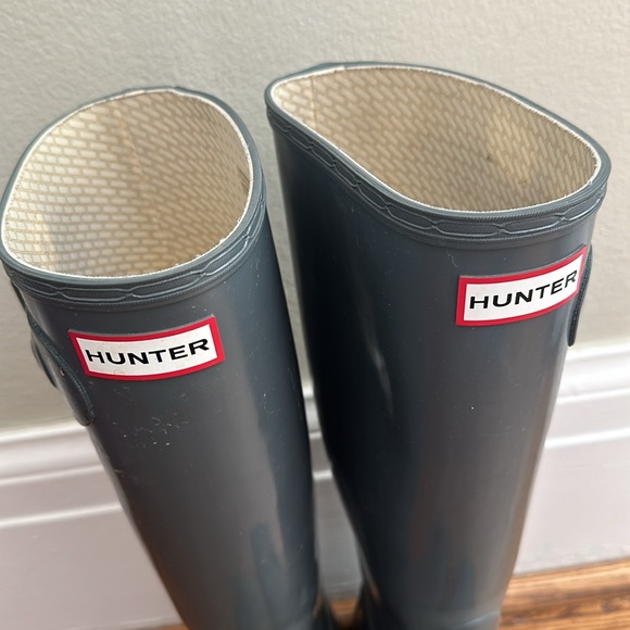 HUNTER Rain Boors - Grey - Size 5 Women’s - Picture 2 of 6